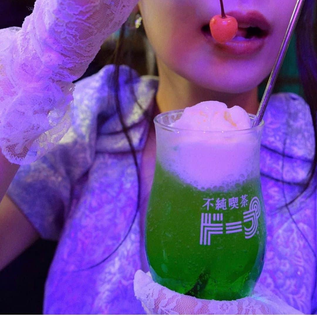 青科まきのグルメインスタ