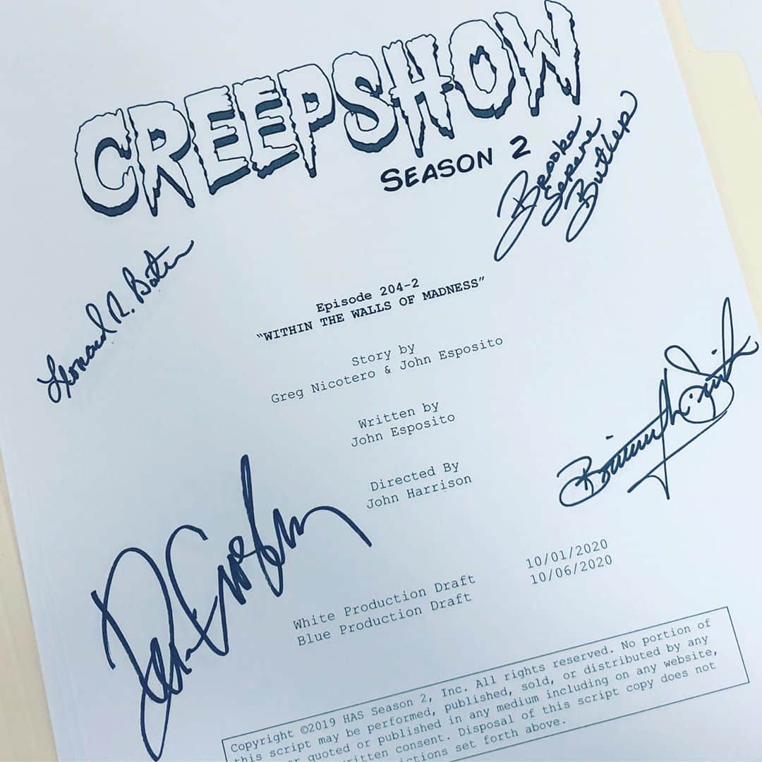 ブルック・バトラーのインスタグラム：「#Season2!」