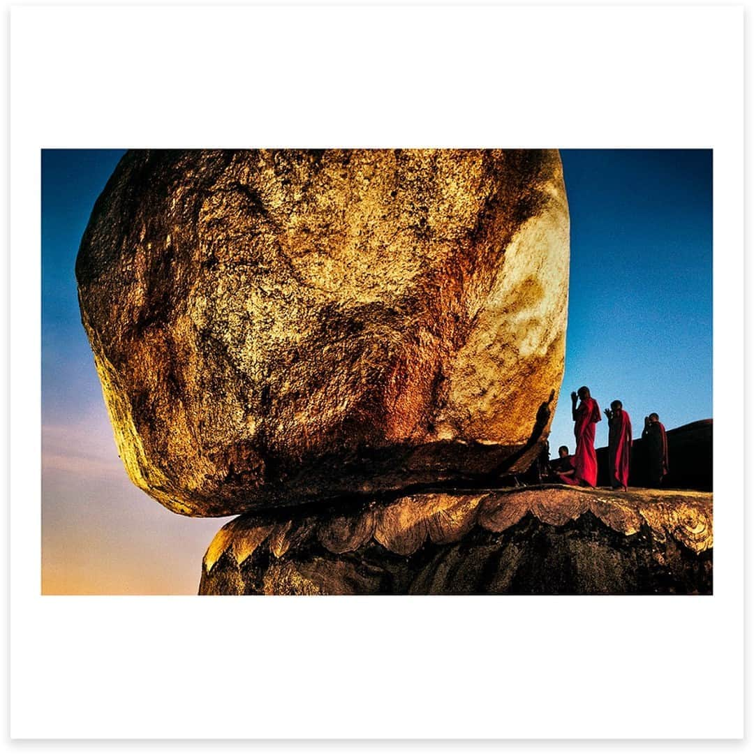 Magnum Photosさんのインスタグラム写真 - (Magnum PhotosInstagram)「“Pilgrims from all over Myanmar have visited the magical Golden Rock at Kyaiktiyo Pagoda for centuries. It is burnished with prayers and gold leaf applied by devotees. According to legend, a single strand of hair from the Buddha's head keeps the rock balanced precariously on the edge of a precipice.”⁠ ⁠  – Steve McCurry⁠ .⁠ Works of Imagination, the October Magnum Square Print Sale in partnership with @aperturefnd is live on the Magnum Shop until this Sunday.⁠ .⁠ This is a unique opportunity to purchase signed or estate-stamped museum-quality prints by over 100 of the world’s leading photographic artists in an exclusive 6x6” format for $100.⁠ .⁠ Visit the link in bio to shop all the images available.⁠ .⁠ PHOTO: The Golden Rock beneath Kyaiktiyo Pagoda. Kyaiktiyo, Myanmar. 1994.⁠ .⁠ © @stevemccurryofficial/#MagnumPhotos⁠ ⁠ #MAGNUMSQUARE #WorksofImagination #printsale」10月22日 1時02分 - magnumphotos