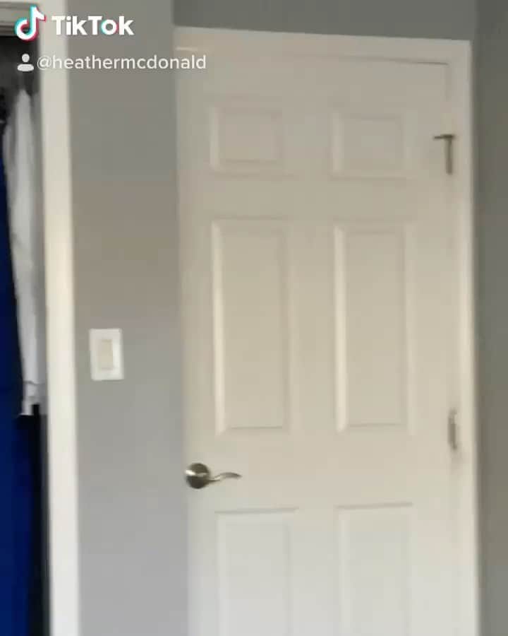 ヘザー・マクドナルドのインスタグラム：「My son Brandon pretended to be me and I pretended to be him? Mom’s do you act like this?  Follow me on Tik tok @heathermcdonald」