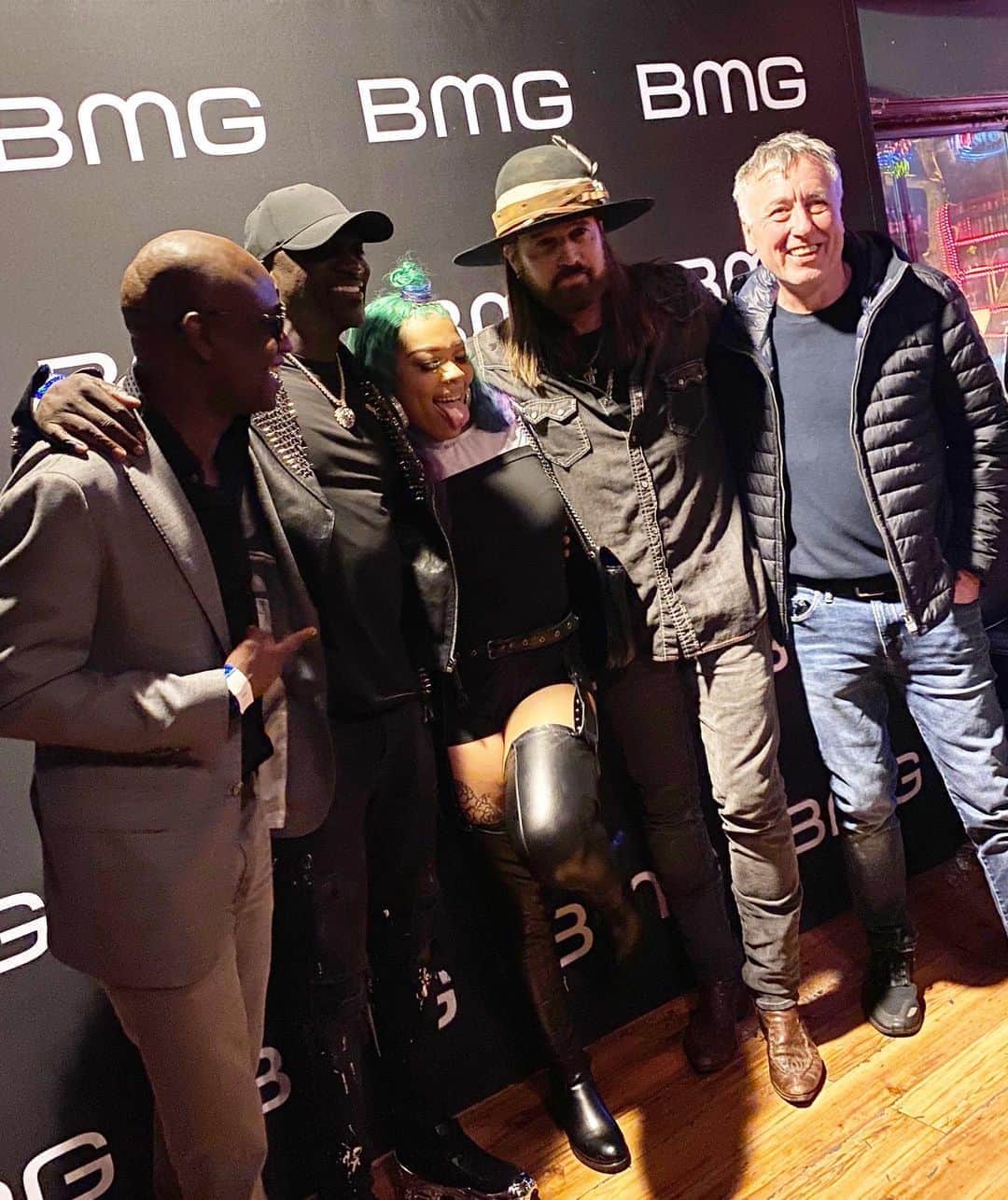 ビリー・レイ・サイラスのインスタグラム：「Just posted a fun video on TikTok/Reels/Triller with @cokah_ and @princewonda. This pic is from the night we met at a BMG Grammy party last year with @akon and @hartwigmasuch. #jedremix #mamakush」