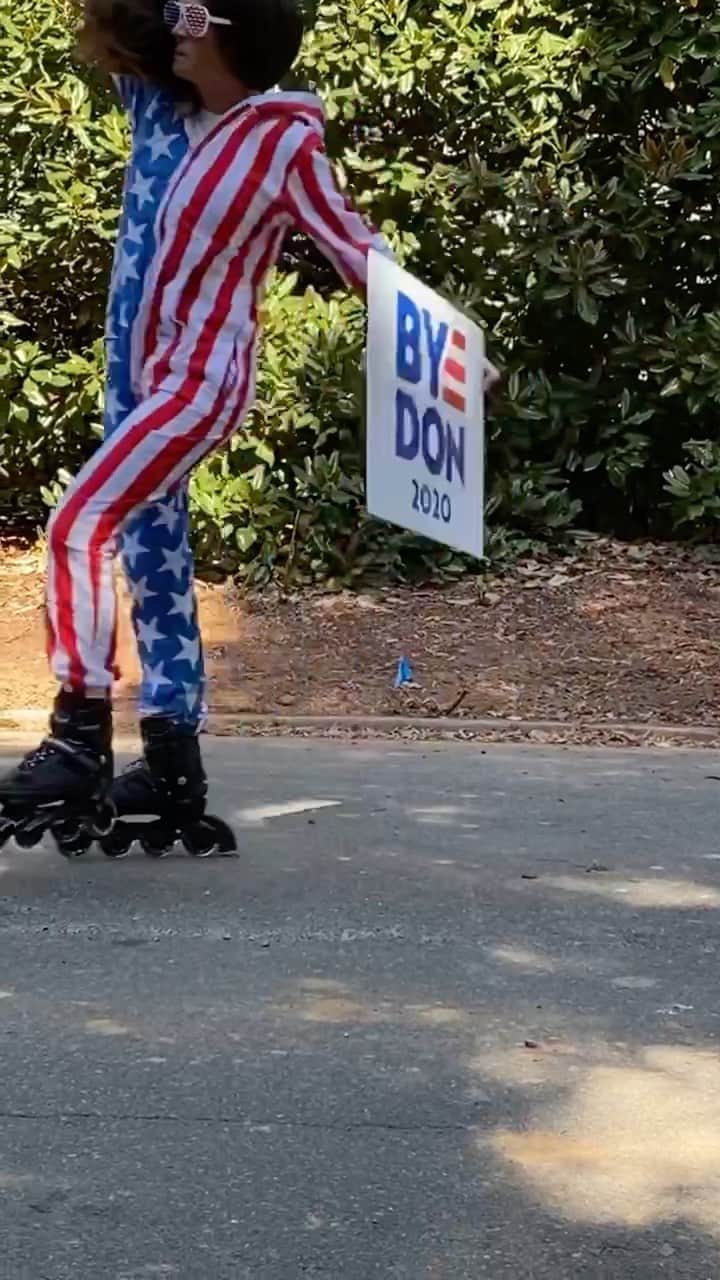 のインスタグラム：「WAIT FOR THE END. Are you sick of us telling you to vote? Roughly 100M didn’t in 2016. If you all vote, I promise we’ll shut up next election. No Biden voters were harmed in the making of this video. #DemocracyClub」
