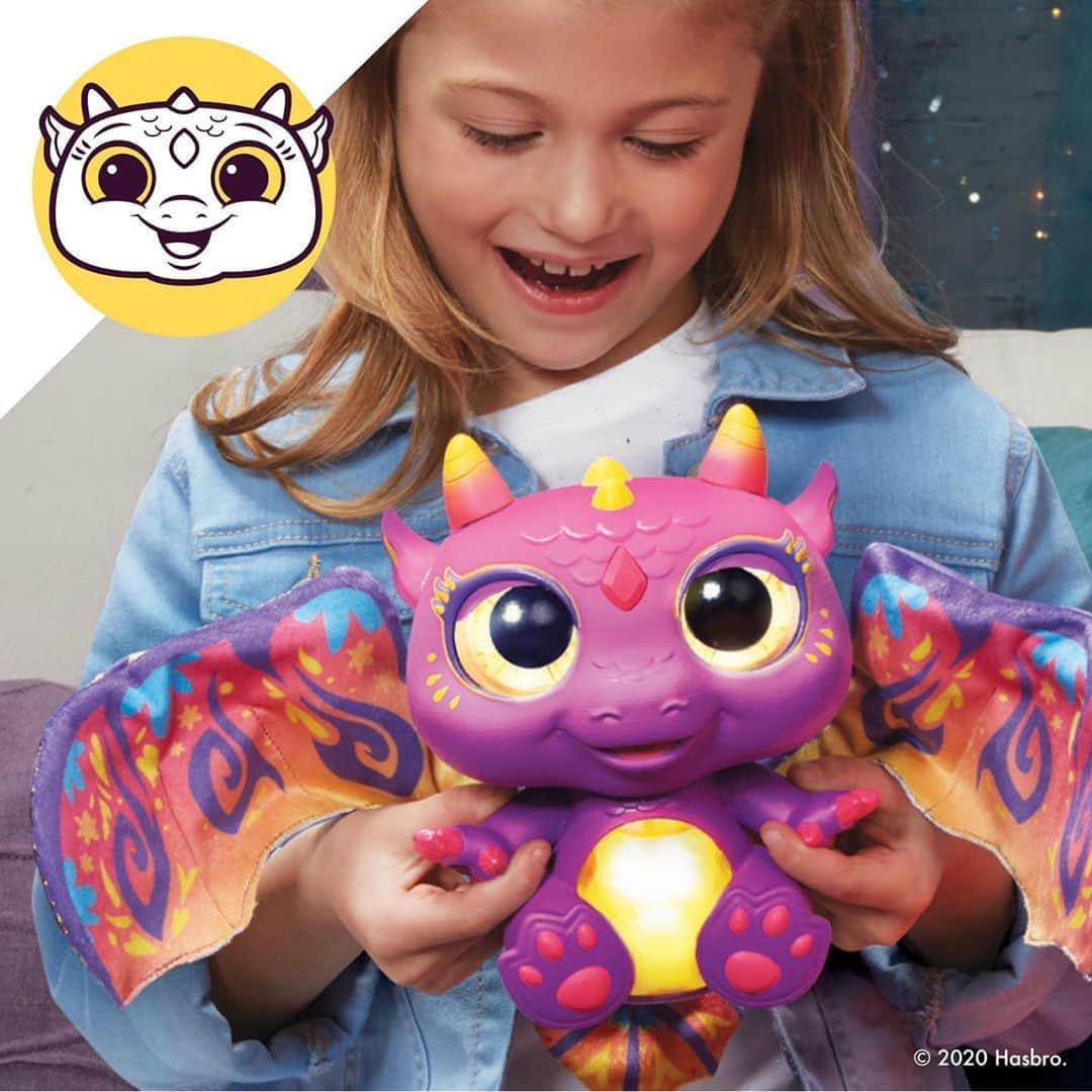 Hasbroのインスタグラム：「Discover the many moods of new FurReal Moodwings Baby Dragon! Parents, click to shop.」