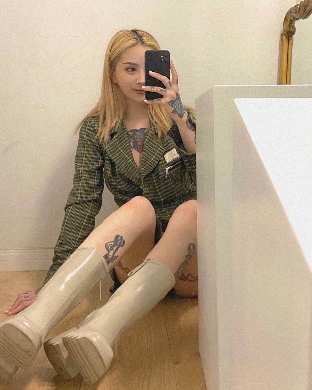 Abby Chenのインスタグラム：「🍃🐢🥝💚」