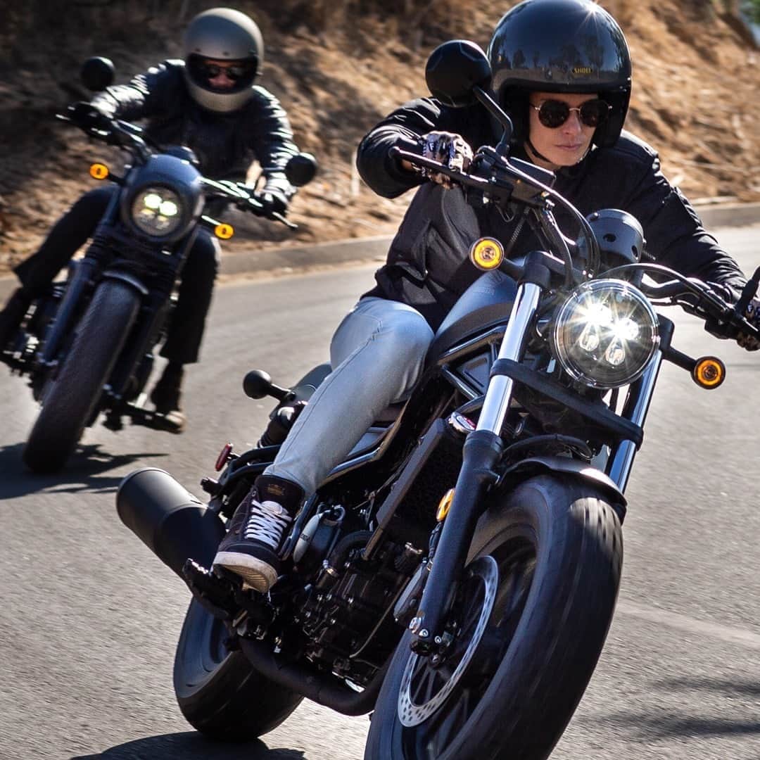 のインスタグラム：「Express yourself on a Rebel. Show us your Rebel using the tag #bornrebel ! #betteronahonda」