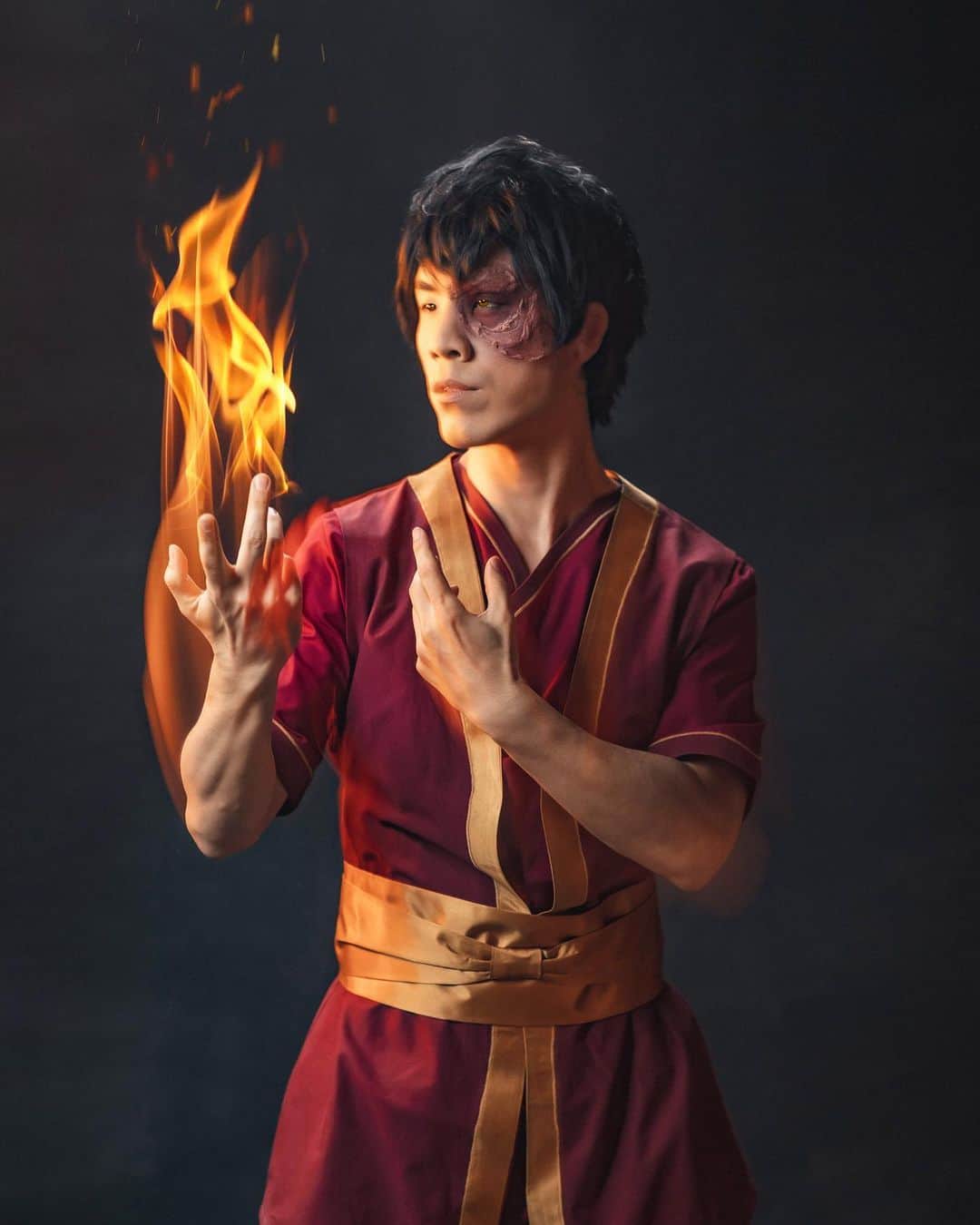 ユージン・リー・ヤンさんのインスタグラム写真 - (ユージン・リー・ヤンInstagram)「My name is Zuko. Son of Ursa and Fire Lord Ozai. Prince of the Fire Nation, and heir to the throne. 🔥 #Avatar #Halloween 🎃 Photos by @jdrenes  Makeup by @ariannachayleneblean  Costume by @kineticcosplay」10月22日 3時13分 - eugeneleeyang