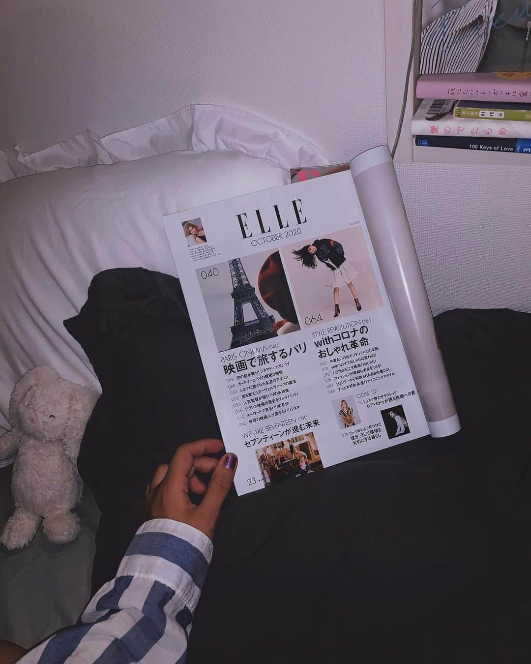 のインスタグラム：「PARIS @ellejapan 🇫🇷💕 #emilyinparis でみんなパリ行きたくなってそう☺️」