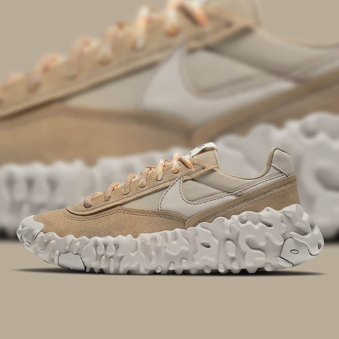 Sneaker Newsさんのインスタグラム写真 - (Sneaker NewsInstagram)「Neutral, earth tones appear on the latest Nike Overbreak SP - a mash-up of archival models and ISPA's most daring designs. For a closer look, tap the link in our bio.」10月22日 9時01分 - sneakernews