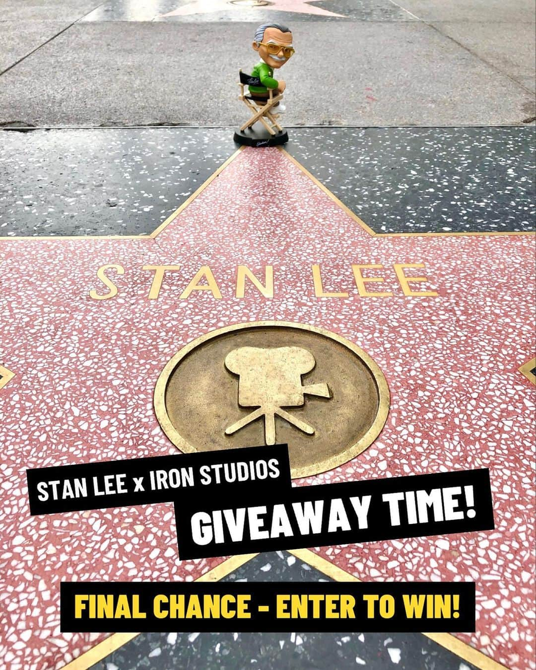 スタン・リーさんのインスタグラム写真 - (スタン・リーInstagram)「Hollywood: ✅ Next stop: Your home? Could be!   We have one last @ironstudios Stan Lee Minico to give away this Friday morning at 9am PST. To enter the final drawing, just tap the link in our bio and sign up for our newsletter – it’s that easy. . . . (This giveaway is not sponsored, endorsed or administered by Instagram.)  #StanLee」10月22日 3時34分 - therealstanlee