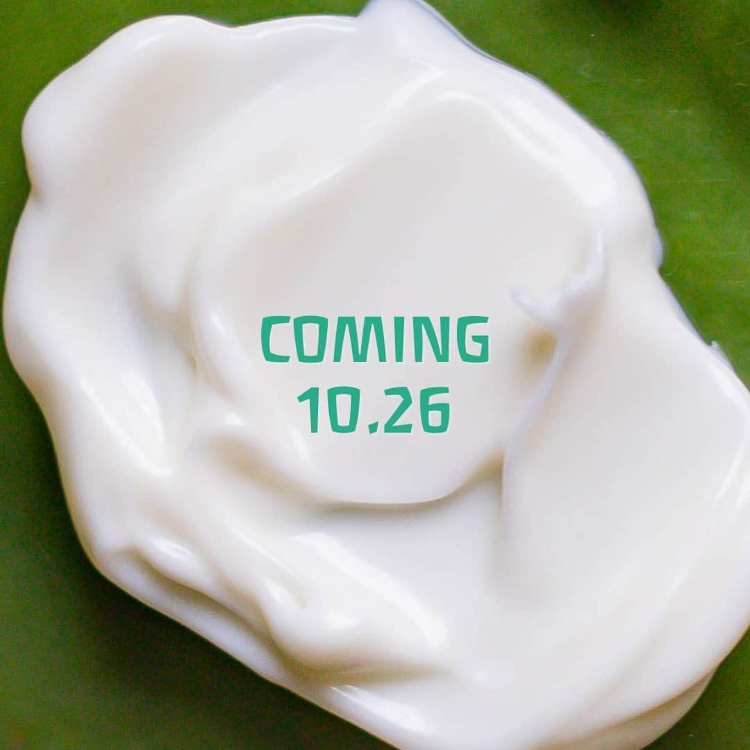 Weledaのインスタグラム：「COMING SOON! 🌿A new line of products derived from the most unexpected source of nature that delivers weightless hydration. Can you guess where? Be the first to know when our new product line launches by signing up for our email list! (link in bio) #WeledaSkin」