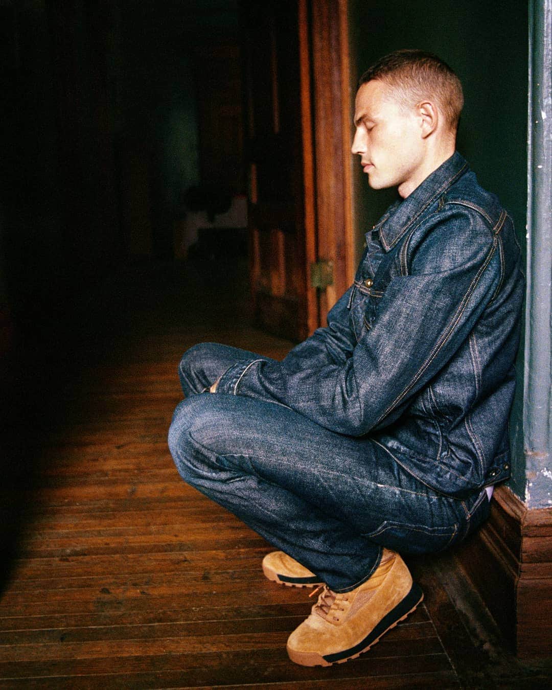 ラグ&ボーンのインスタグラム：「Our Made in USA Definitive Jean Jacket in Dark Indigo. Made from our rigid Authentic Selvedge denim, this core trucker jacket is based on workwear worn by gold miners at the turn of the century. Features classic rb rivets and hardware.」