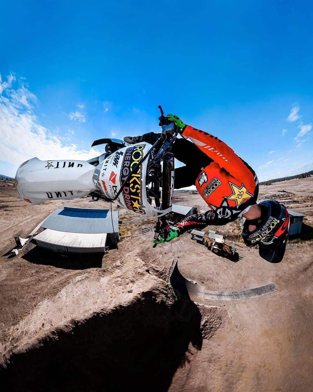 goproさんのインスタグラム写真 - (goproInstagram)「Photo of the Day: When someone says "Don't look down" 👀 #GoProFamily members @creedcorey, @azzaj + #GoProMAX ⠀⠀⠀⠀⠀⠀⠀⠀⠀ See the world differently + save when you bundle #GoProMAX with a GoPro Subscription. 🌎 Hit the product tag for more info. ⠀⠀⠀⠀⠀⠀⠀⠀⠀ @GoProANZ #GoProANZ #GoProMoto #FMX #360Camera」10月22日 4時54分 - gopro