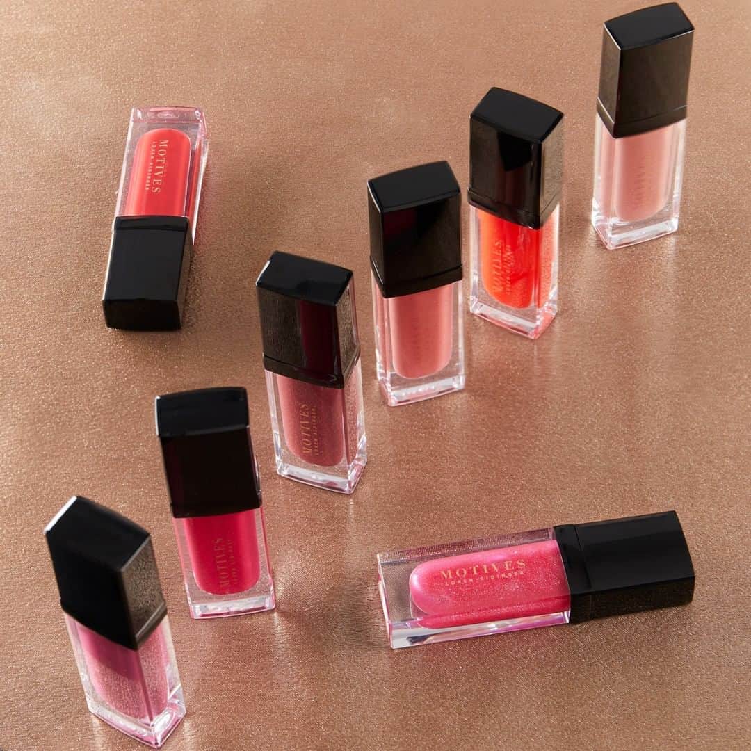 Motives Cosmeticsさんのインスタグラム写真 - (Motives CosmeticsInstagram)「Launching in 8 lust-worthy shades💋, these babes glide on effortlessly leaving behind high-pigmented, glossy color. Whether you want to add shine to your mattes or wear alone, you will be reaching for these glazes over and over again.  Which Lip Glaze Shades have you added to your cart🛒? . . . . . #motivescosmetics #motives #makeup #beauty #makeupartist #mua #girlboss #entrepreneur #beyourownboss #everydaymakeup #naturalmakeup #gloss #lipgloss #glipglaze #lips」10月22日 5時00分 - motivescosmetics