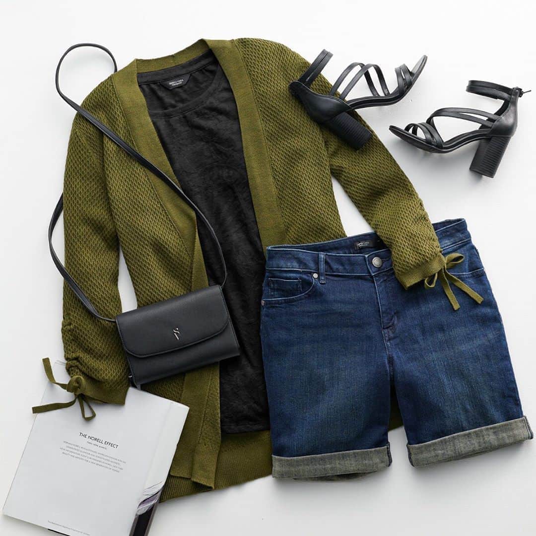 ロック&リパブリックのインスタグラム：「Cardigans are giving us life this fall. How could you style this one? 👉 for some inspo, then share your own look using #SimplyVera. #Kohls」