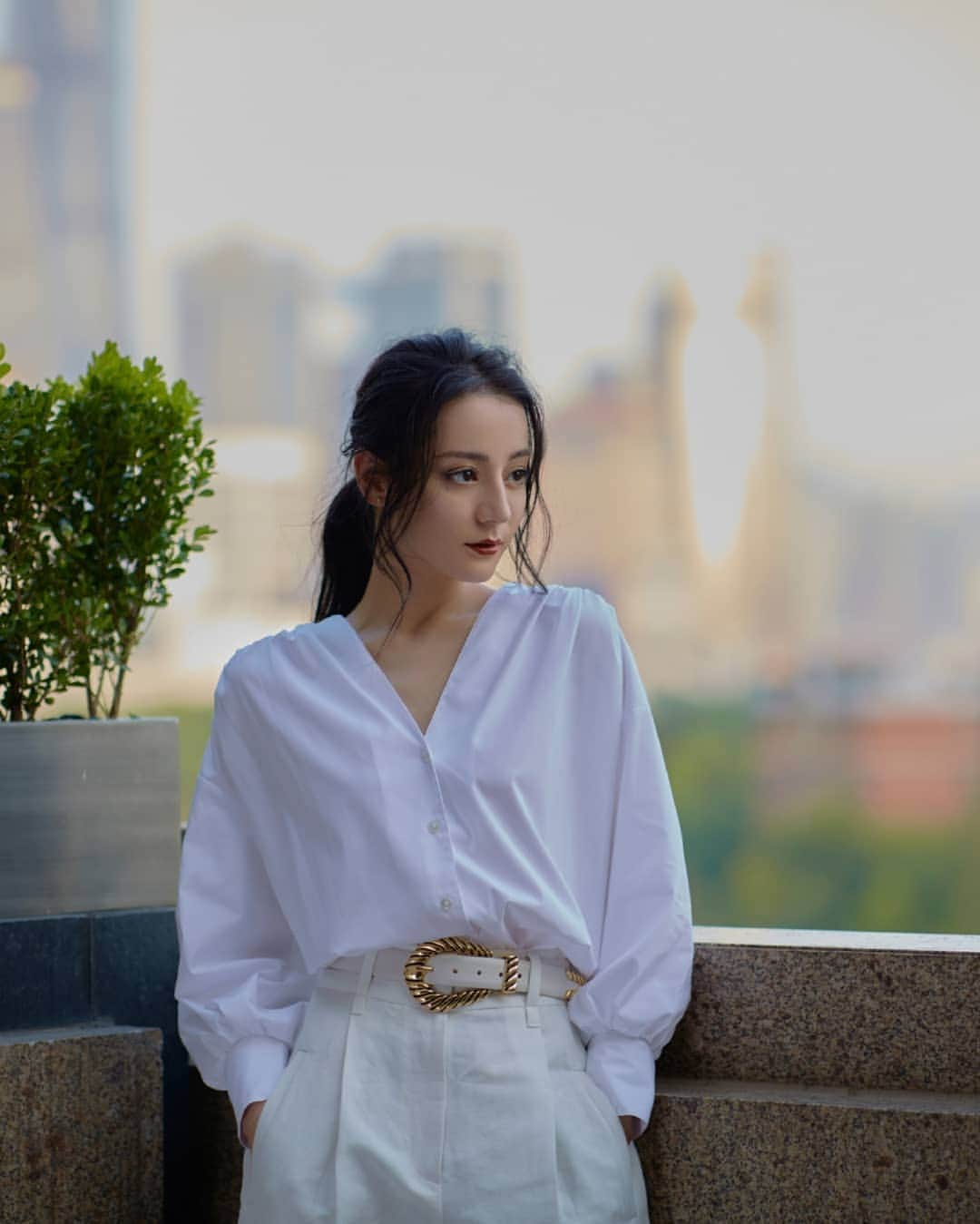 ディルラバ・ディルムラット（Dilraba Dilmurat）さんのインスタグラム写真 - (ディルラバ・ディルムラット（Dilraba Dilmurat）Instagram)「#迪丽热巴 #热巴 #胖迪 #小迪 #dilirebadilmurat #dilireba #dilraba #dilrabadilmurat」10月22日 5時38分 - dilrabalovers_