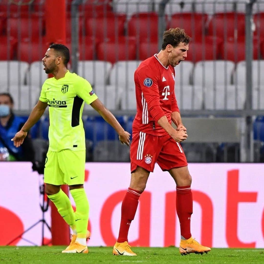 レオン・ゴレツカさんのインスタグラム写真 - (レオン・ゴレツカInstagram)「A perfect start in the new @championsleague season. ✌️#MiaSanMia #ImmerWeiter #stillhungry 👊 @fcbayern」10月22日 6時00分 - leon_goretzka