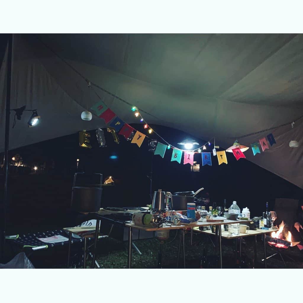 二ノ宮和佳子さんのインスタグラム写真 - (二ノ宮和佳子Instagram)「Happy Birthday my boy🎂  #5th #今年はキャンプでお祝い #友人達ありがと♡ #ホントあっという間 #あと何回一緒にお祝いできるのかな #おめでとう #あなたの成長が楽しみでしかないよ #あなたらしくね #いつもありがとう #いっぱい笑いましょ」10月22日 6時58分 - wakako.ninomiya
