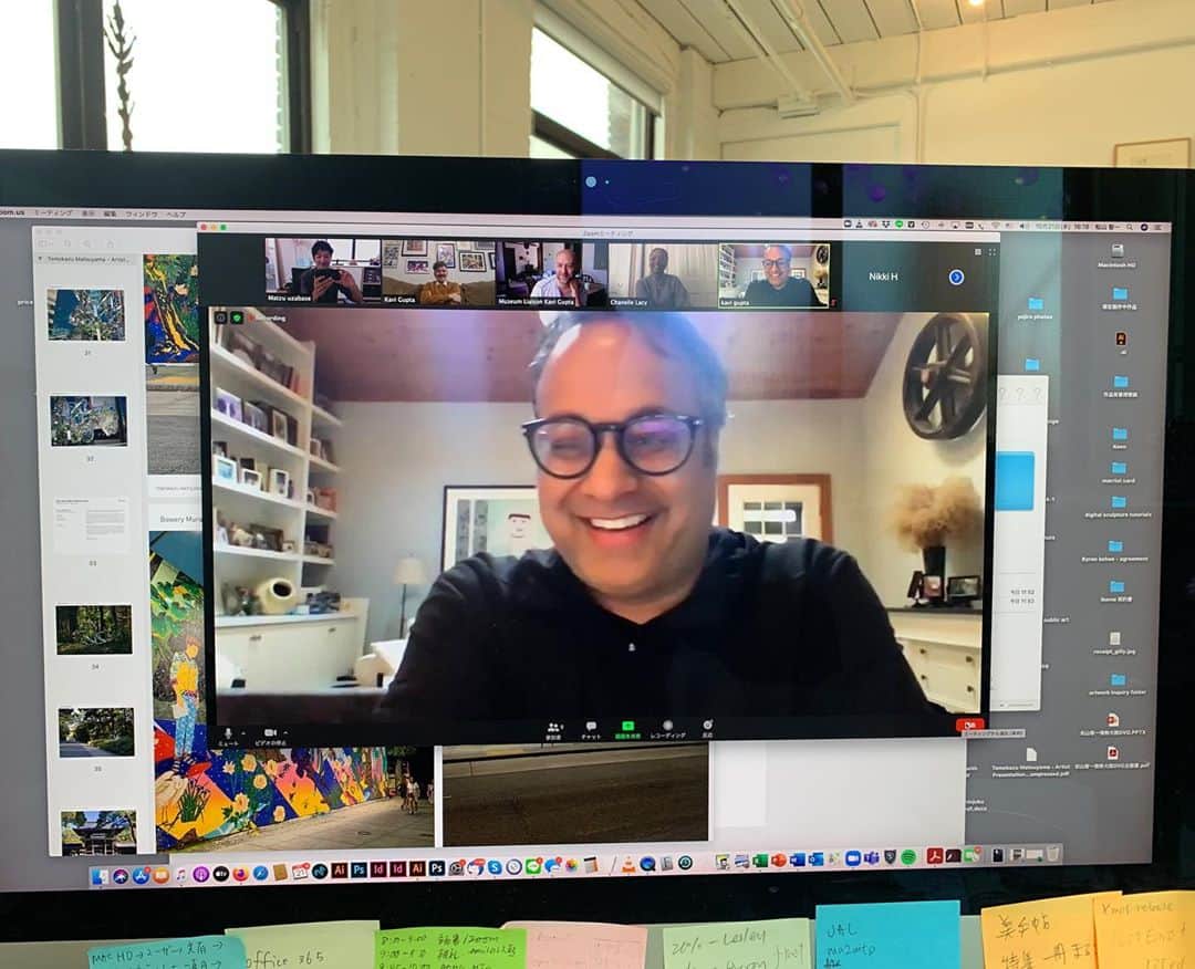 松山智一さんのインスタグラム写真 - (松山智一Instagram)「Virtual studio visit with @kavigupta_  and the gallery team. Thank you David Mitchell @djmcomics , this new idea of visit was fresh📱🖥📷」10月22日 7時09分 - tomokazumatsuyama