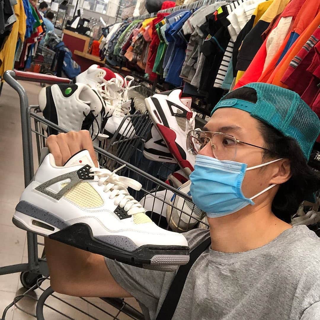 Nice Kicksさんのインスタグラム写真 - (Nice KicksInstagram)「Which one of you pissed off your girlfriend and got your shoes sold at the thrift shop? 😂」10月22日 7時05分 - nicekicks