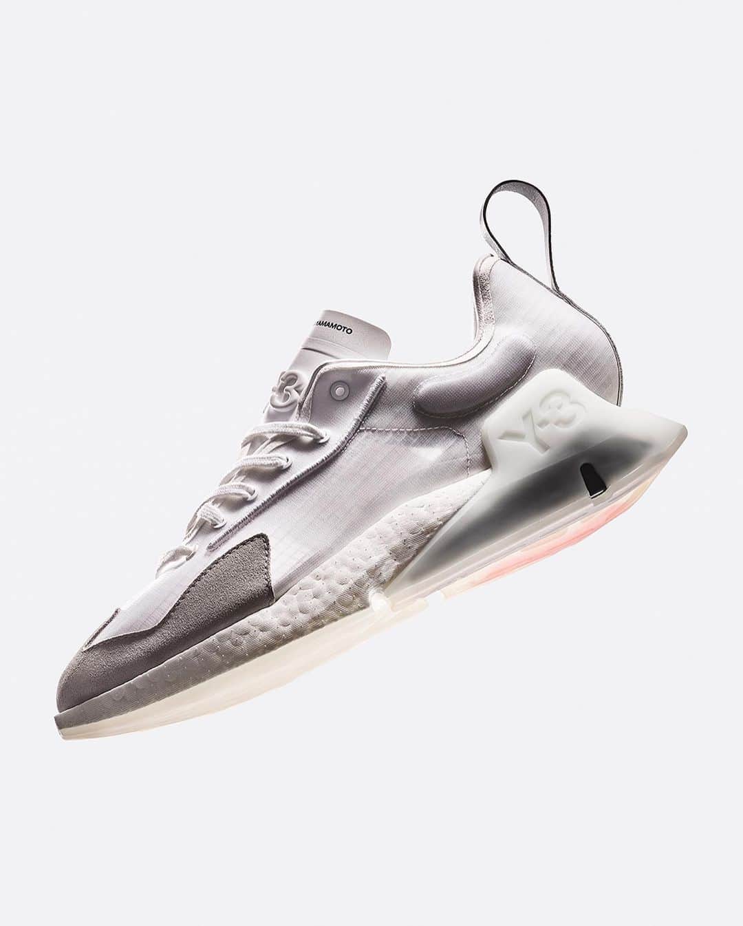 ワイスリーさんのインスタグラム写真 - (ワイスリーInstagram)「Introducing the Y-3 ORISAN.  Inspired by Y-3’s progressive approach to design, the silhouette is simultaneously striking and understated.  Available in three colourways from October the 29th, in-store and at adidas.com/y-3 --- #adidas #Y3 #YohjiYamamoto」10月22日 17時03分 - adidasy3