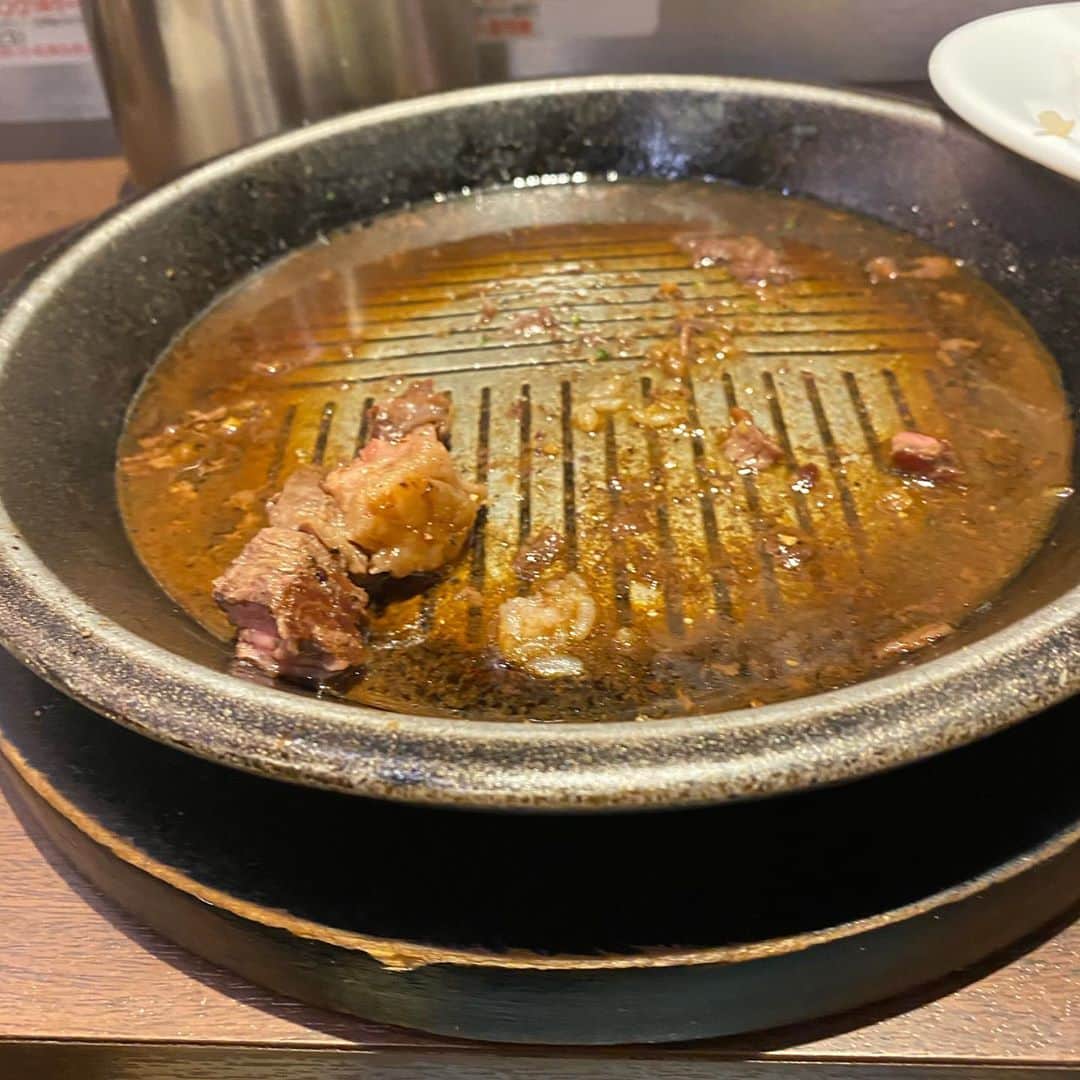 楽しんごさんのインスタグラム写真 - (楽しんごInstagram)「妹といきなりステーキ🥩  #1キロステーキ #楽しんご#jujuちゃん」10月22日 17時49分 - tanoshingo.official