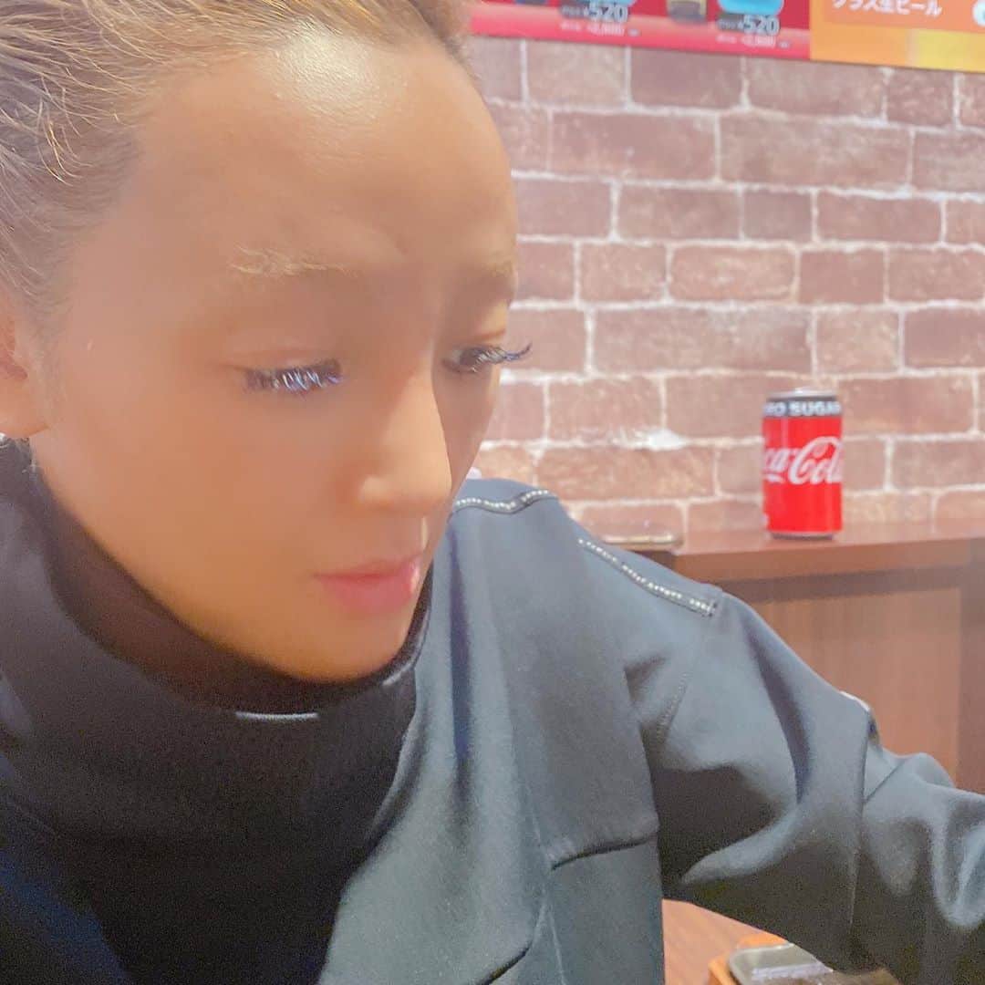 楽しんごさんのインスタグラム写真 - (楽しんごInstagram)「妹といきなりステーキ🥩  #1キロステーキ #楽しんご#jujuちゃん」10月22日 17時49分 - tanoshingo.official