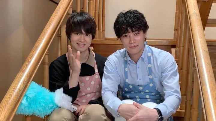 俺たちはあぶなくない（俺あぶ）ドラマ公式のインスタグラム：「#俺あぶ 本日6話‼️‼️ 恒例の高野と世中から動画告知です🚔 今日は署長夫人と高野が、もういろんな意味であぶない展開になっています…⚡️ どうぞお見逃しなく‼️ #ドラマ特区 #俺たちはあぶなくない  #鈴木伸之 #佐野勇斗」