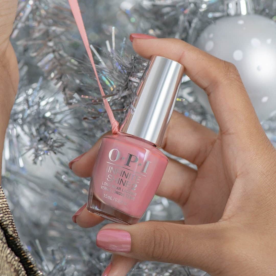 OPIさんのインスタグラム写真 - (OPIInstagram)「Greatness in a bottle. Elevate your basic #PinkMani to a long-lasting mauve mani with #ThisShadeIsOrnamental! 💅  #ColorIsTheAnswer #OPIObsessed #OPIShineBright #MauveNails #FallNails #FallMani #HolidayNailTrends #NailGoals #NailInspo #NailTrends #TrendyNails #HolidayGlamour #PinkNails」10月22日 9時15分 - opi