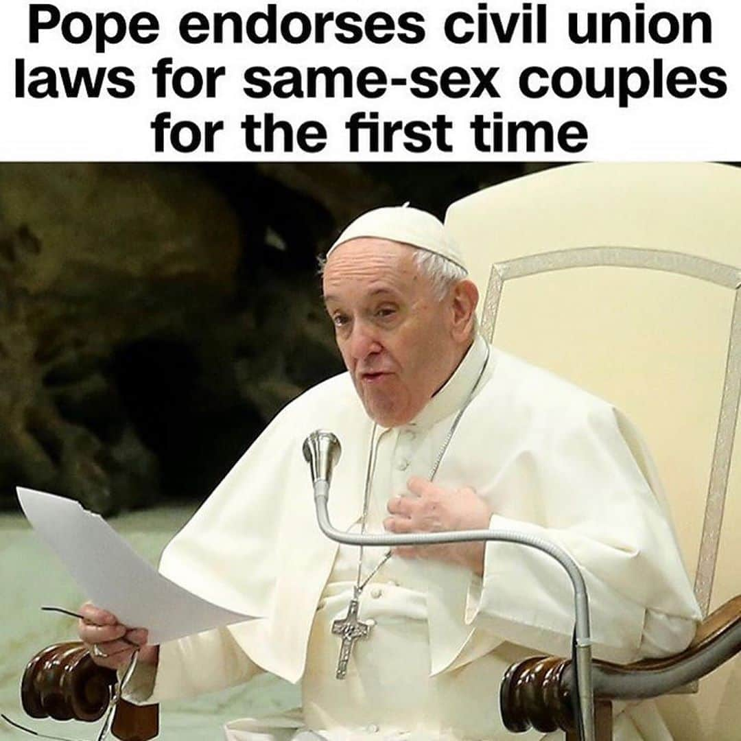 コンスタンス・マリーさんのインスタグラム写真 - (コンスタンス・マリーInstagram)「Gooooo Pope!!!! ✨🙏🏽✨🙏🏽✨🙏🏽✨ God Loves Us ALL EQUALLY!! 💕✨💕✨💕✨💕 #LoveIsLoveIsLove#Pope #equalityforall #Love #WednesdayWisdom #Repost @ellenmarano ・・・ Thank you Pope Francis for recognizing that love is love! #spreadlove」10月22日 9時17分 - goconstance