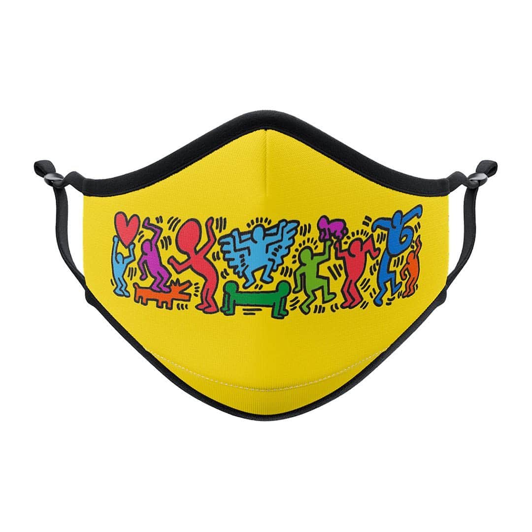 HYPEBEASTさんのインスタグラム写真 - (HYPEBEASTInstagram)「@hypebeaststyle: @awakenewyorkclothing, @justdon, Keith Haring and more have teamed up to design facemasks with @vistaprint as part of its second Artist Series. All of the masks feature an integrated filter, 3-dimensional chin structure, and adjustable ear straps. Additionally, a wired-nose bridge reduces any chance of fogging, so makes the masks ideal for glasses wearers. Head over to Vistaprint's web store to purchase a mask.⁠⠀ Photo: Vistaprint」10月22日 9時38分 - hypebeast
