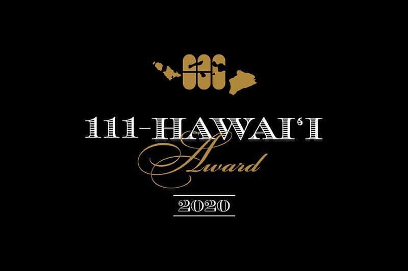 111-Hawaii Awardさんのインスタグラム写真 - (111-Hawaii AwardInstagram)「【111-HAWAII AWARD 2020 オンライン表彰式にて開催決定】 . 今年3月に表彰式を開催予定でした111Hawaii Awardの表彰式も、残念ながら新型コロナウィルスの影響で、延期となっておりました。 . 事務局で検討を繰り返しておりましたが、ハワイの観光の光を消していけないということで、この観光再開のタイミングでオンライン表彰式を実施することを決定しました。 . 日本時間 11/1日 12:00～（ハワイ時間 10/31日 17:00～）より、こちらのフェイスブック上の「Facebook Live」にてオンライン表彰式として開催いたしますので、ぜひご覧になってください。 . 🌴各カテゴリーの上位3位までに入ったノミネート発表は、表彰式の1週間前に、こちらのフェイスブックにて発表させていただきます。 . ----- 111-HAWAII AWARD 2020 オンライン表彰式 ●日時：日本時間11/1日 12:00～（ハワイ時間10/31日 17:00～） ●場所：111ハワイアワード・フェイスブックの「Facebook Live」 でのバーチャル表彰式  ----- プレスリリースはこちら https://111hawaiiaward.com/news/111hawaii2020/ . #hawaii #111hawaiiaward2020 #111HI #ハワイ #111ハワイアワード #オンライン表彰式 #観光再開 #ハワイ好きな人と繋がりたい #ハワイ好き #ハワイ大好き #ハワイ旅行 #ハワイ生活 #ハワイグルメ #ハワイ土産 #ハワイに恋して #ハワイ情報 #ハワイ旅 #ハワイ観光」10月22日 10時22分 - 111hawaiiaward