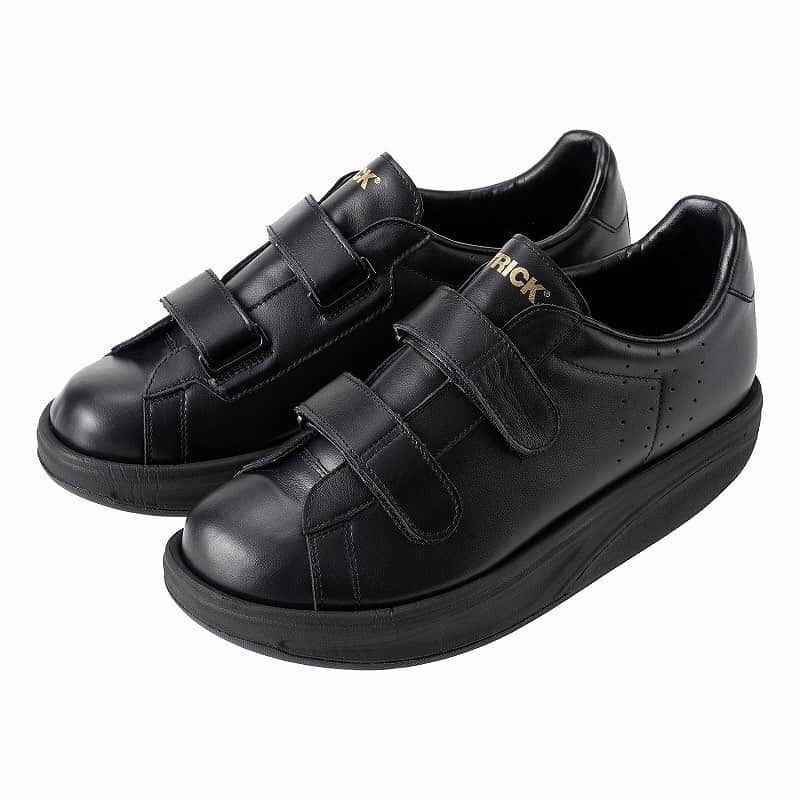 パトリックラボさんのインスタグラム写真 - (パトリックラボInstagram)「𝐌𝐁𝐓-𝐎𝐂𝐄𝐀𝐍_𝐁𝐋𝐊（エムビーティー・オーシャン_BLK）  1996年スイスで誕生したシューズブランド「MBT」とPATRICKとのコラボレーション企画第2弾です。定番「OCEAN」のアッパーデザインにMBTがサンダルで使用している特徴的なフットベットソールを合わせました。  #patrick_labo #patrickshoes #sneaker #sneakers #shoes #kicks #靴 #instashoes #instakicks #sneakerhead #sneakerheads #nicekicks #sneakerfreak #kickstagram #shoestagram #patrickshoes #パトリック #パトリックスニーカー #madeinjapan #french #patrickpeople #patrick #新作情報 #大人スニーカー #MBT」10月22日 10時51分 - patrick_jpn