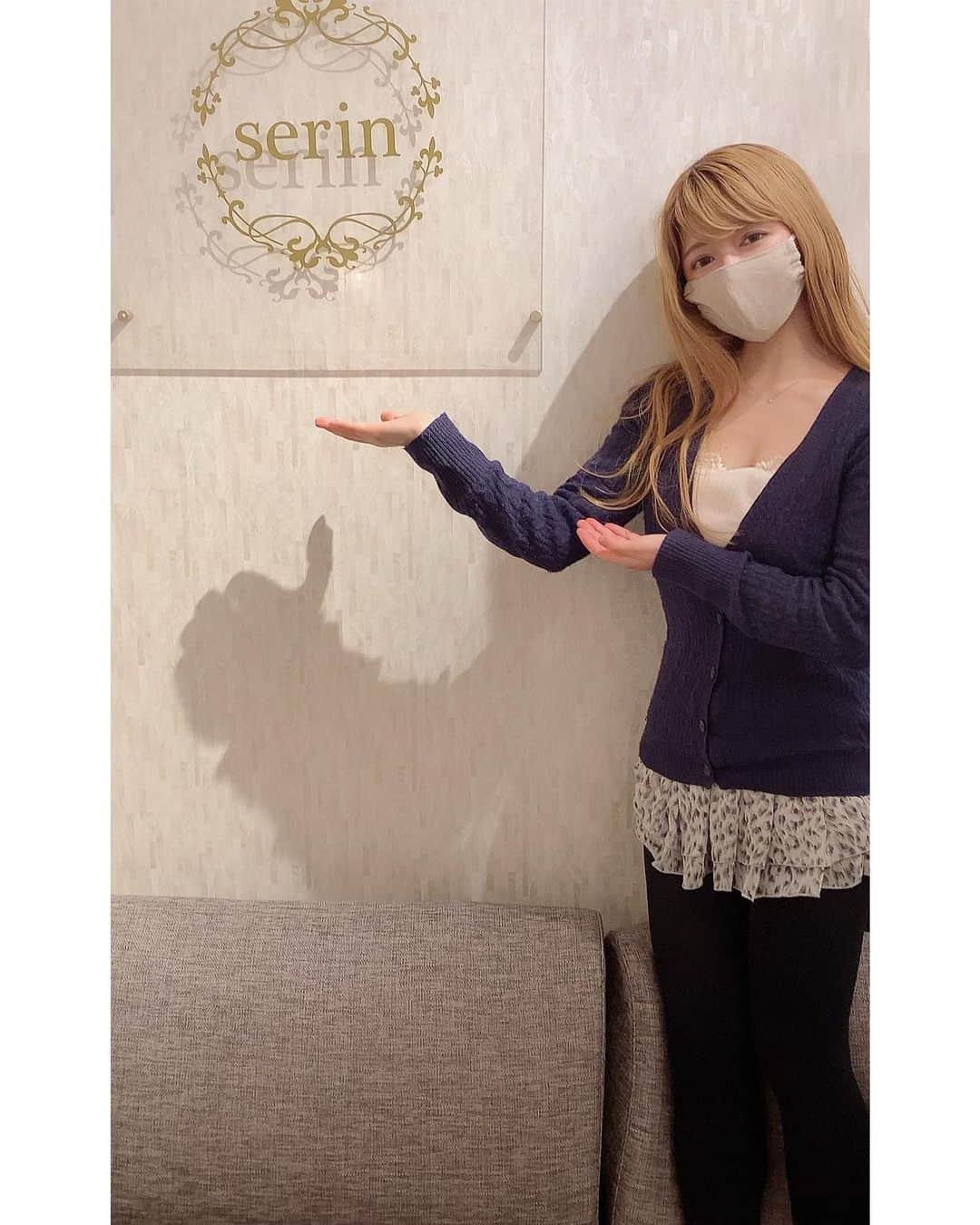AYUNAさんのインスタグラム写真 - (AYUNAInstagram)「14年続く銀座の老舗人気サロン、Serin 銀座本店に行って来ました✨ 私はまつ毛パーマ、ケラチンラッシュリフトをして頂きました🎶 ベテラン揃いで経験豊富なスタッフが丁寧に対応してくださいます☺️ beforeとafterが大分違うので感動しました🥺持ちもかなり良いです✨ ゆったりとして居心地の良いサロンなのでチェックしてみてね☘️ #ボリュームラッシュ #銀座まつエク #まつエクサロン #人気サロン #上野まつエク #eyelashsalonserin #ラッシュリフト #ケラチンラッシュリフト #pr @eyelashsalon.serin」10月22日 11時13分 - ayuna_0404