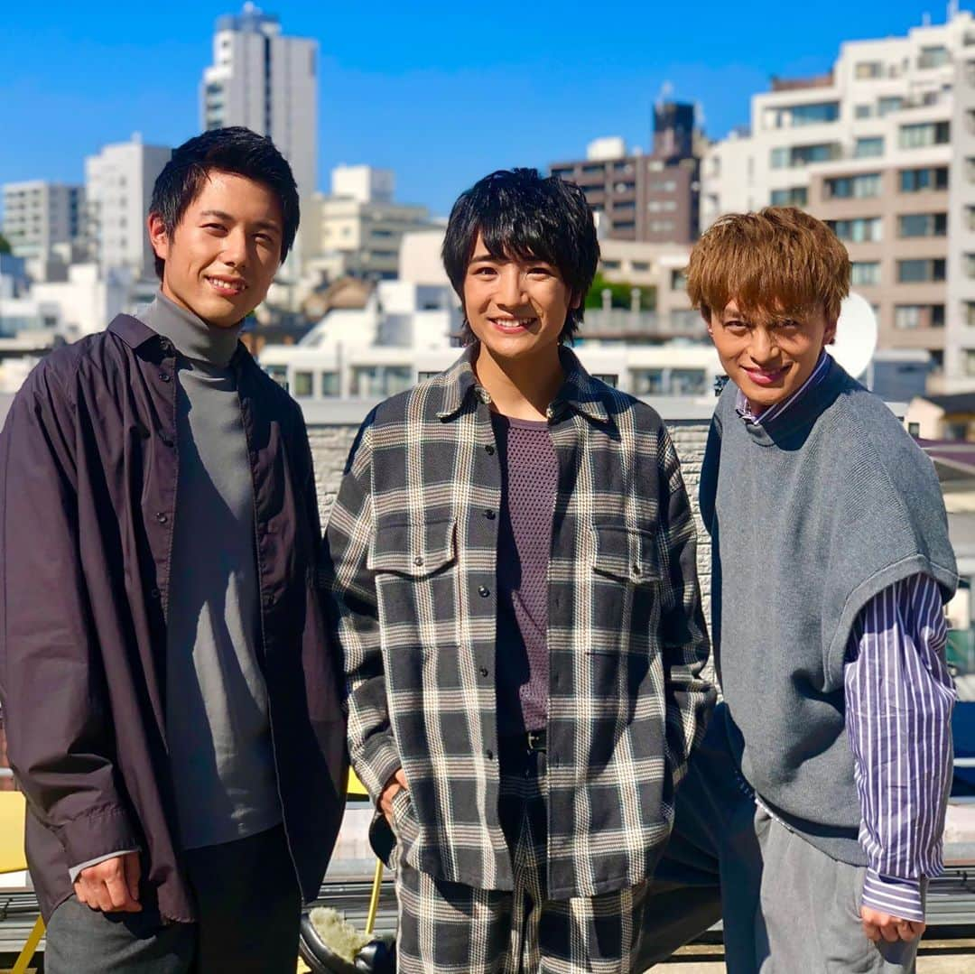 BOYS AND MENさんのインスタグラム写真 - (BOYS AND MENInstagram)「本日発売のJUNONオフショット📸ぜひチェックしてね！  #ボイメン #小林豊 #本田剛文 #勇翔 #JUNON #本日発売 #秋服 #グレーコーデ #ファッション #楽しそう #ボイメン結成10周年」10月22日 11時30分 - boysandmen_official