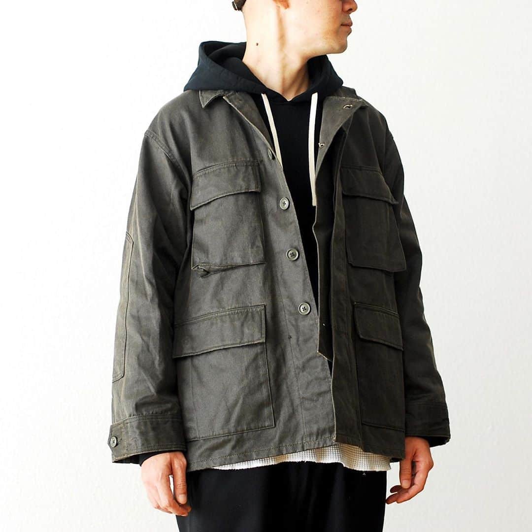 のインスタグラム：「_ Engineered Garments / エンジニアードガーメンツ "BDU Jacket - Coated Twill -" ¥52,800- _ 〈online store / @digital_mountain〉 https://www.digital-mountain.net/shopbrand/000000012538/ _ 【オンラインストア#DigitalMountain へのご注文】 *24時間受付 *15時までのご注文で即日発送 *1万円以上ご購入で、送料無料 tel：084-973-8204 _ We can send your order overseas. Accepted payment method is by PayPal or credit card only. (AMEX is not accepted)  Ordering procedure details can be found here. >>http://www.digital-mountain.net/html/page56.html  _ #NEPENTHES #EngineeredGarments #ネペンテス #エンジニアードガーメンツ _ 本店：#WonderMountain  blog>> http://wm.digital-mountain.info _ 〒720-0044  広島県福山市笠岡町4-18  JR 「#福山駅」より徒歩10分 #ワンダーマウンテン #japan #hiroshima #福山 #福山市 #尾道 #倉敷 #鞆の浦 近く _ 系列店：@hacbywondermountain _」