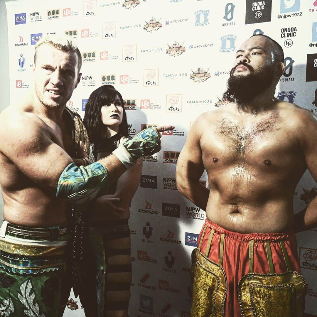 新日本プロレスさんのインスタグラム写真 - (新日本プロレスInstagram)「#TheEMPIRE!! #WillOspreay #BeaPriestley and #Great-O-Khan!! #njpst #njpw #新日本プロレス #プロレス #prowretling」10月22日 11時35分 - njpw1972