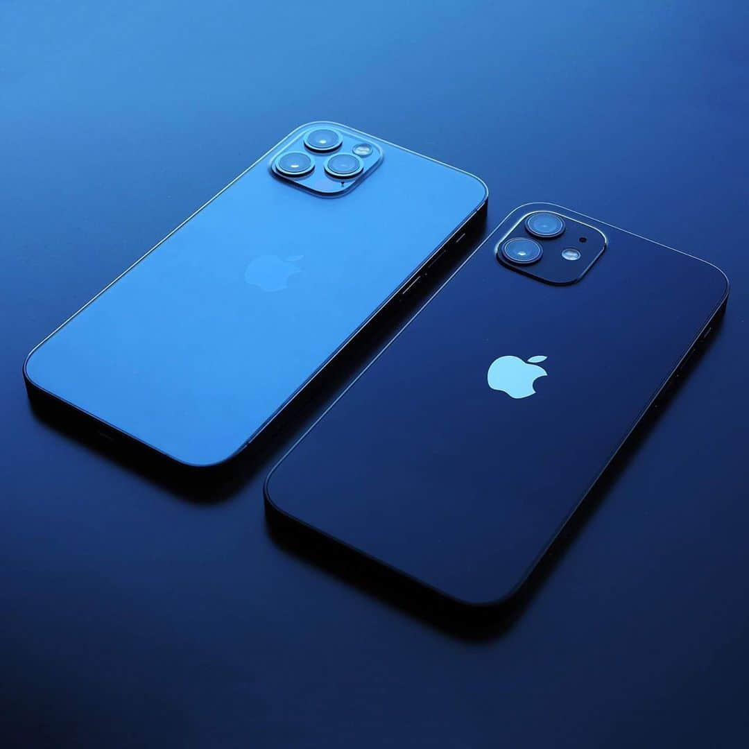 HYPEBEASTさんのインスタグラム写真 - (HYPEBEASTInstagram)「#hypebeasttech: Here’s an exclusive detailed look at @apple’s new iPhone 12 Pro and iPhone 12. Which version have you pre-ordered?⁠⠀ Photo: Riku Ogawa/HYPEBEAST」10月22日 11時56分 - hypebeast