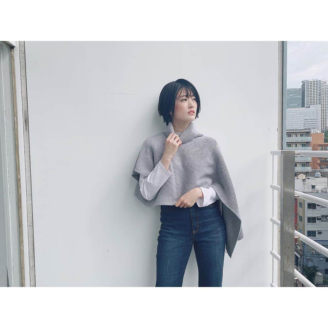 樋口日奈さんのインスタグラム写真 - (樋口日奈Instagram)「今日は朝からJJ撮影！ 楽しかったよ〜♡ 私服載せるね(*^^*)  tops:UNIQLO knit:Primaras denim:SLY  #JJ  #fashion #outfit  #ootd  #乃木坂46 #樋口日奈」10月22日 12時14分 - higuchi_hina_official