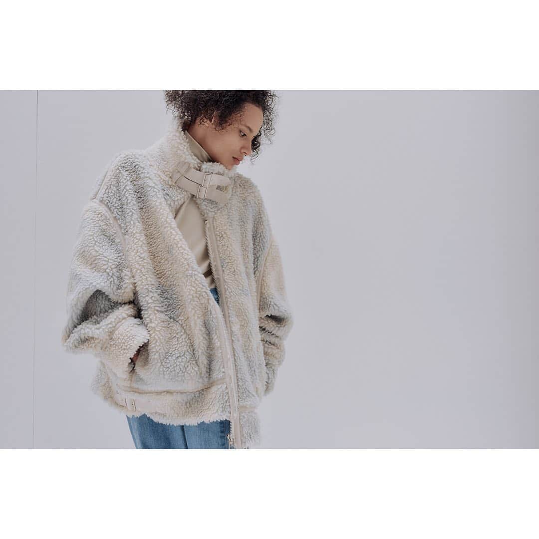 のインスタグラム：「KURO 20aw collection #denim #taidai #architecture  #pfw」