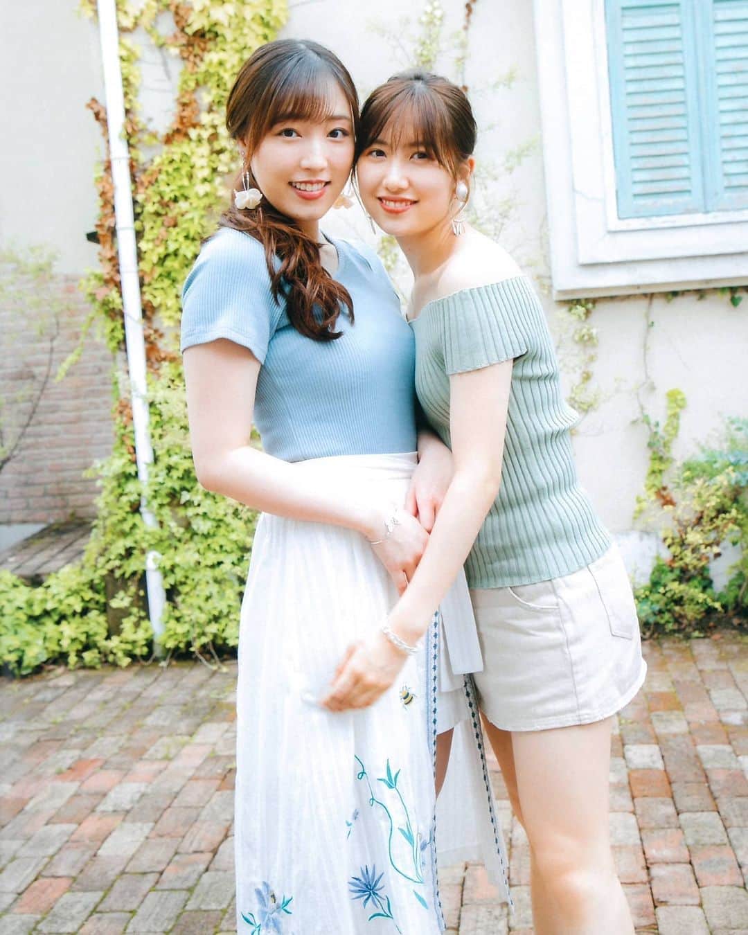 モーニング娘。'20のインスタグラム：「- . ふくちゃんxまーちゃん . . #譜久村聖 #佐藤優樹 . .」
