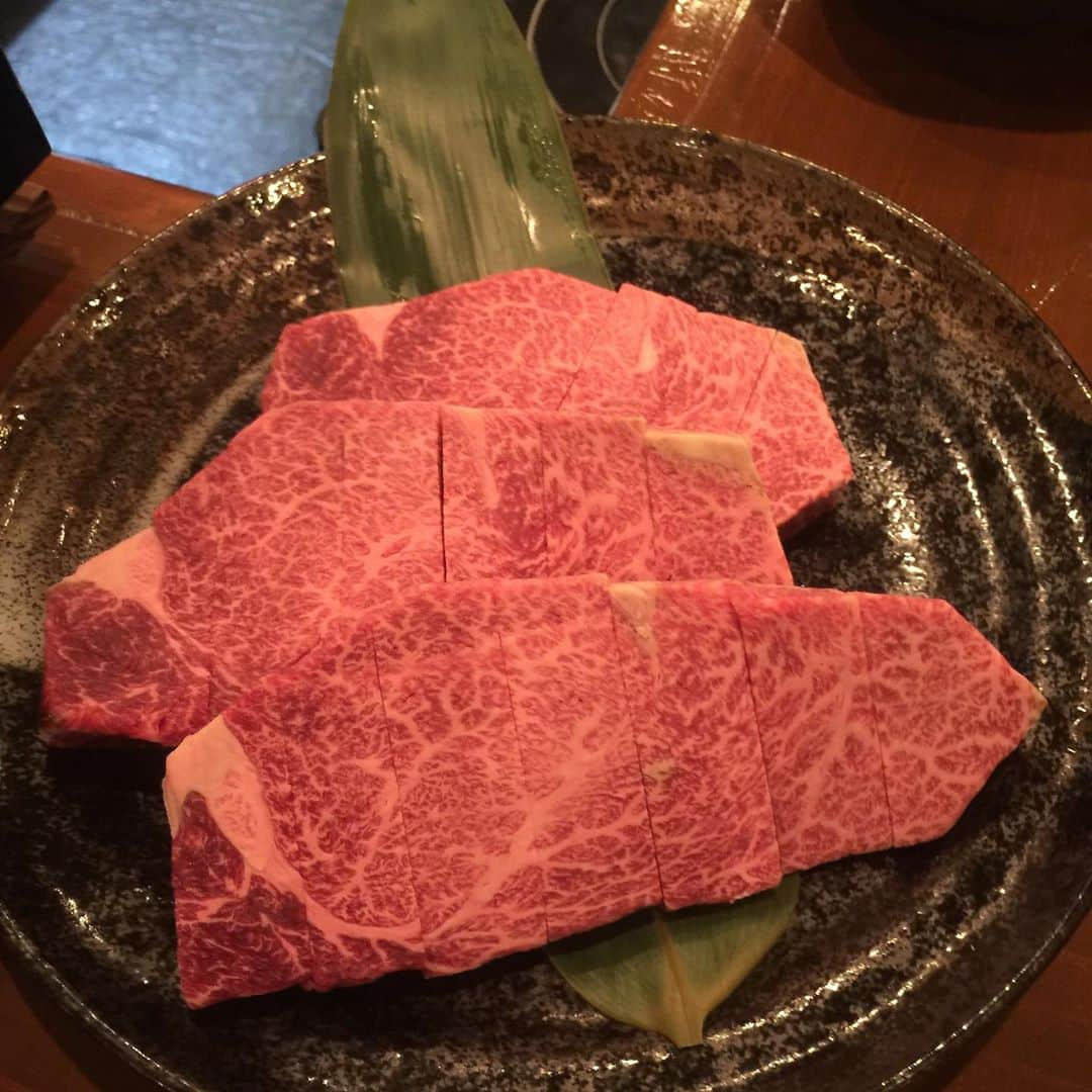 こいでさんのインスタグラム写真 - (こいでInstagram)「最近食べさせて頂いたお肉たち #やきにくCHAN #和牛割烹中たに #ろうす亭 #おさむちゃん  そして シルクタン」10月22日 12時19分 - shampoohatkoide