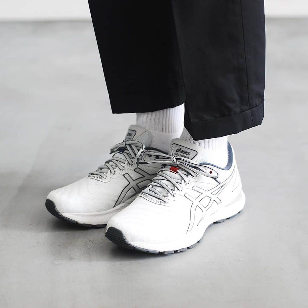 wonder_mountain_irieさんのインスタグラム写真 - (wonder_mountain_irieInstagram)「_［LIMITED ITEM ] REIGNING CHAMP × asics / レイニングチャンプ × アシックス “GEL-NIMBUS 22” ¥18,700- _ 〈online store / @digital_mountain〉 https://www.digital-mountain.net/shopdetail/000000012041/ _ 【オンラインストア#DigitalMountain へのご注文】 *24時間受付 *15時までのご注文で即日発送 *1万円以上ご購入で送料無料 tel：084-973-8204 _ We can send your order overseas. Accepted payment method is by PayPal or credit card only. (AMEX is not accepted)  Ordering procedure details can be found here. >>http://www.digital-mountain.net/html/page56.html _ #REIGNINGCHAMP #asics #レイニングチャンプ #アシックス #GELNIMBUS _ 本店：#WonderMountain  blog>> http://wm.digital-mountain.info _ 〒720-0044  広島県福山市笠岡町4-18  JR 「#福山駅」より徒歩10分 #ワンダーマウンテン #japan #hiroshima #福山 #福山市 #尾道 #倉敷 #鞆の浦 近く _ 系列店：@hacbywondermountain」10月22日 12時20分 - wonder_mountain_
