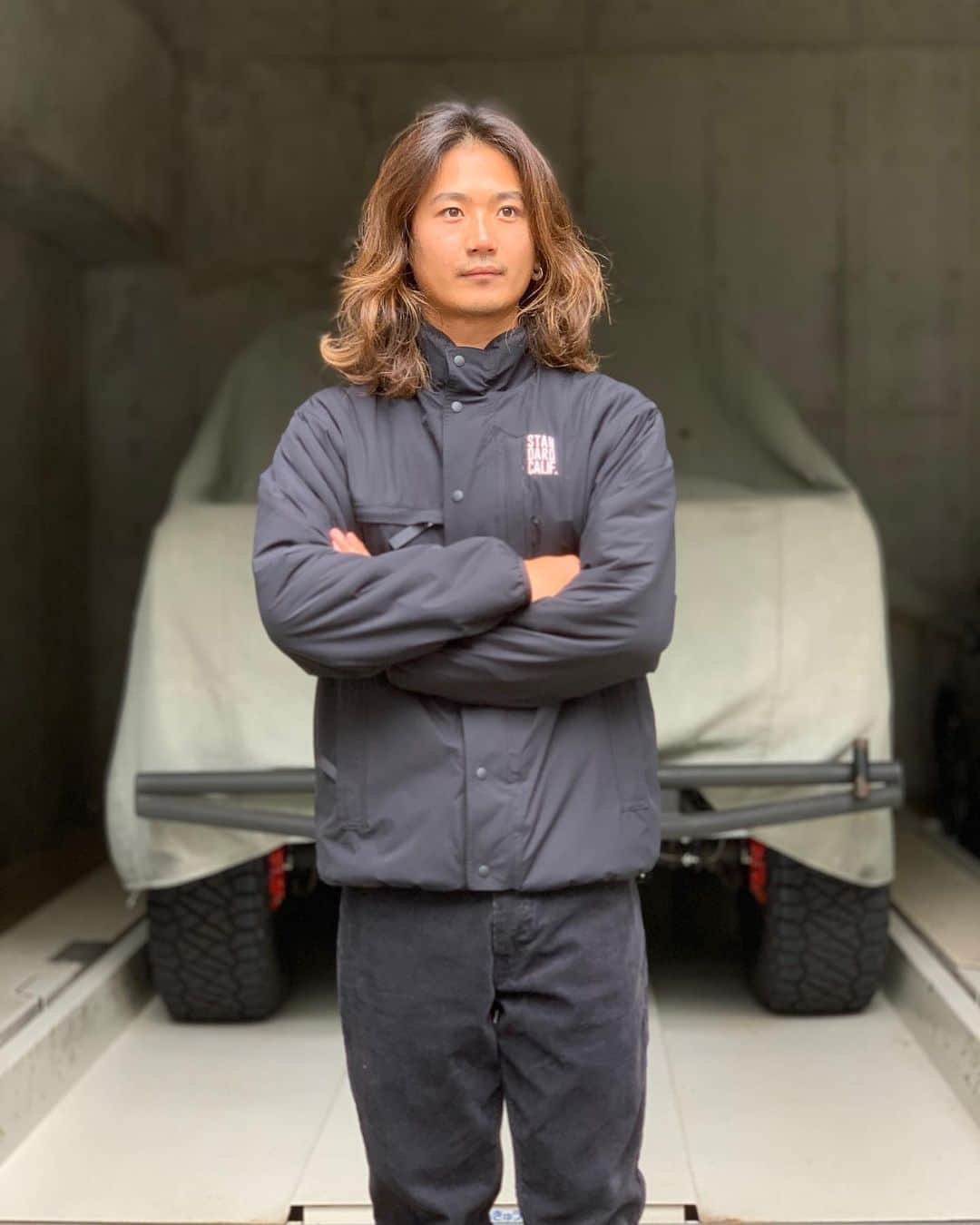 スタンダードカリフォルニアさんのインスタグラム写真 - (スタンダードカリフォルニアInstagram)「SD Fleestretch Reversible Jacket  カリフォルニアの代表的なアウトドアブランドの90年代のデザインをベースにアップデート。 生地は撥水性、伸縮性に優れたリップストップ生地とボアフリースの両A面です。 ボアフリースはシンプルなソリッドタイプと、ヴィンテージのサウスウエスト柄のブランケットをイメージしたオリジナル。 保温性はもちろん、両面ともに伸縮性に優れストレスフリーな着心地が楽しめます。   #standardcalifornia #スタンダードカリフォルニア #california  #fleece #フリース #reversible #リバーシブル #jacket #outdoor #camping #fashion #ファッション#todaysstaffofstandardcalifornia」10月22日 12時53分 - standardcalifornia