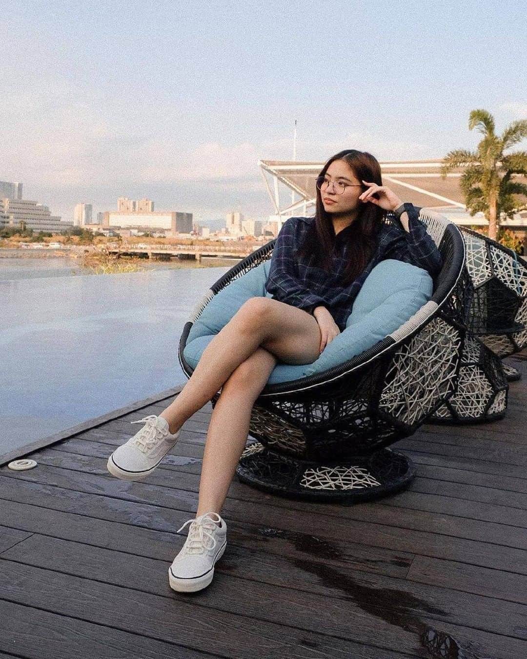 Vans Philippinesさんのインスタグラム写真 - (Vans PhilippinesInstagram)「These waffleheads caught our eye for this week's fashion feature! Want to get featured? Simply tag @vansphilippines and use the hashtag #VansPhilippines on your stylish photos!  @sharlenesanpedro1 @vhongx44 @jace.minmin @shaynepea @chikoloco @astridongteco @abimalaga @itscessprin」10月22日 13時00分 - vansphilippines