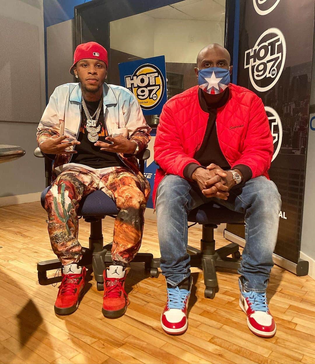 ファンクマスター・フレックスのインスタグラム：「@toosii2x freestyle! We ready! @arnoldltaylor !!!! @djjuanyto on the set!!! (On his weight loss game)」