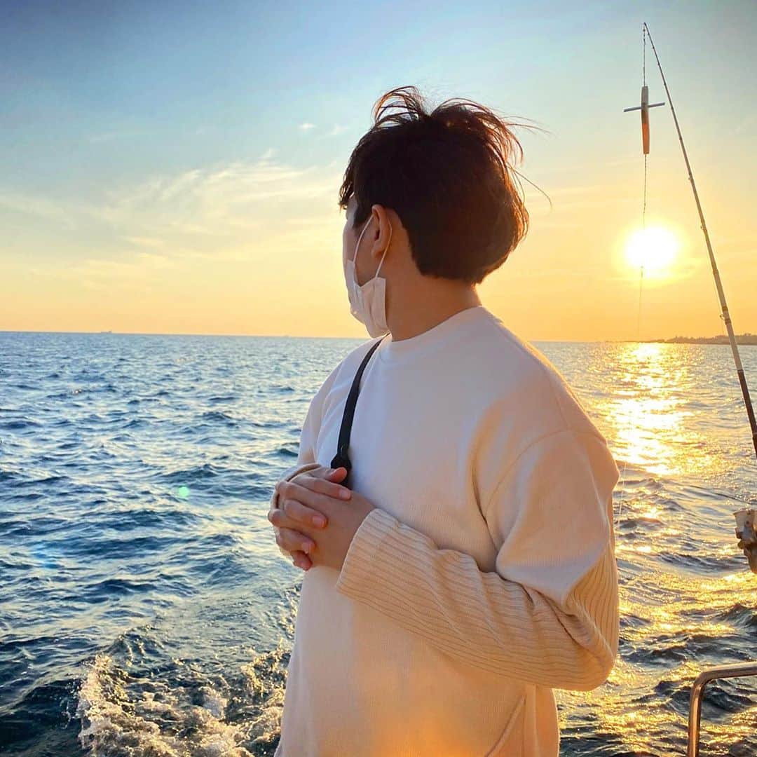 クォン・スンイルさんのインスタグラム写真 - (クォン・スンイルInstagram)「#제주 #제주도 🏝 #요트 🛥」10月22日 14時17分 - urbankwon