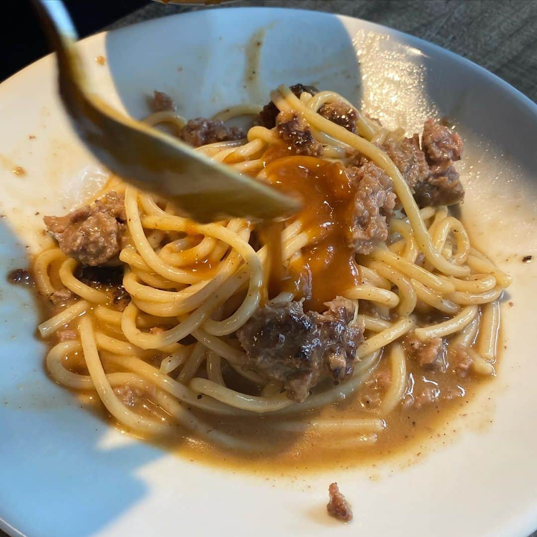SHUHEI.Kさんのインスタグラム写真 - (SHUHEI.KInstagram)「RODEO名物ミートソーススパゲティが出来るまで。 半熟ハンバーグミートソースですね！ 激うまっ！」10月22日 14時28分 - kamishu14