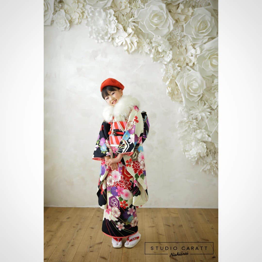 スタジオキャラット アリオ西新井店さんのインスタグラム写真 - (スタジオキャラット アリオ西新井店Instagram)「. 10歳記念٩( •̀ω•́ )ﻭ✨ .  #スタジオキャラット #キャラット #studiocaratt #caratt #西新井 #アリオ西新井 #写真展 #フォトスタジオ #足立区 #着物 #キッズフォト #女の子 #女の子ママ #スタジオ写真 #ヘアメイク #ヘアアレンジ #ドレス  #10歳」10月22日 14時30分 - caratt_nishiarai