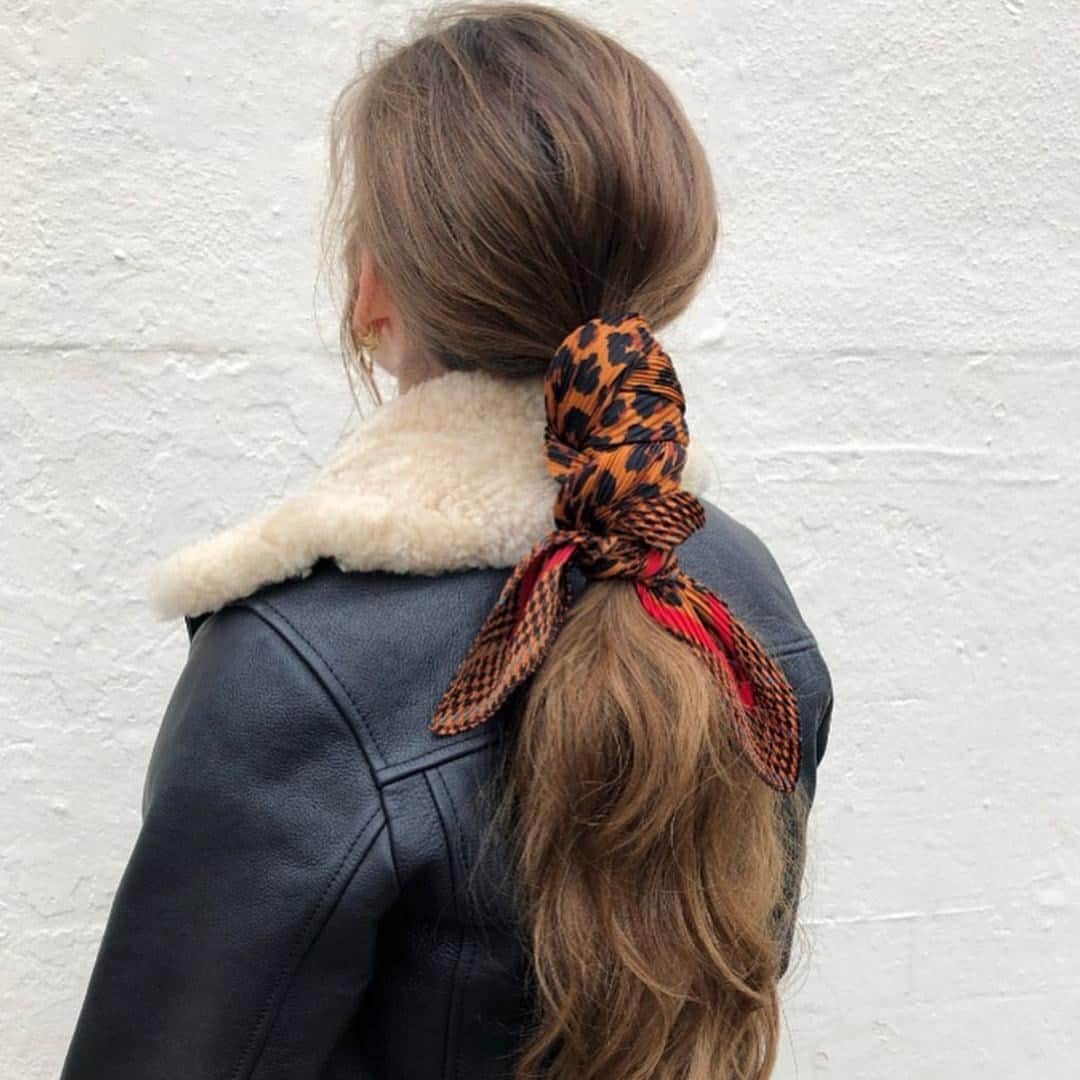 アクセサライズのインスタグラム：「The ponytail of your wildest dreams   📷: @michaelgrayhair  Tap the link in our bio to shop the look #Accessorize #Accessorizer」
