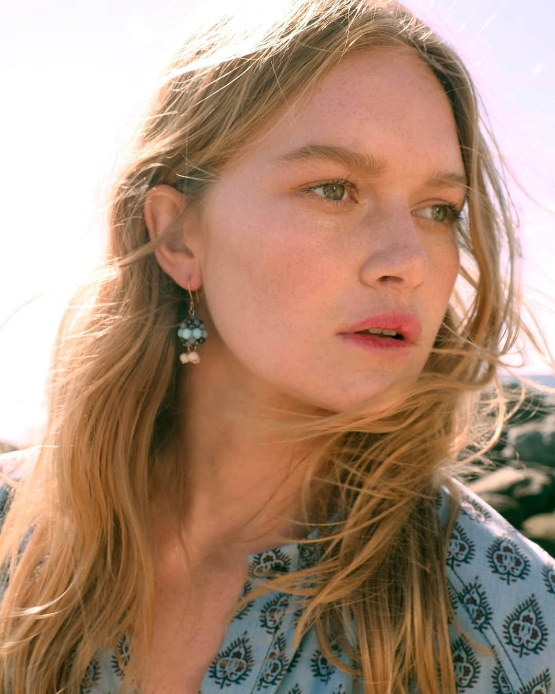 ミーガンパークのインスタグラム：「NEW IN // the Stella Drop Earrings – with hand woven, cut glass beads – a signature of Megan Park's jewellery collections – these timeless earrings will add the finishing touch to your day and evening outfits for seasons to come. Also available in White Opal. Find them online now x」